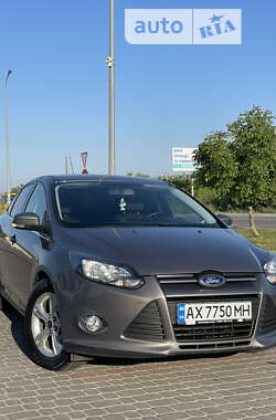 Ford Focus  2012