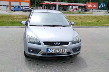 Ford Focus  2005