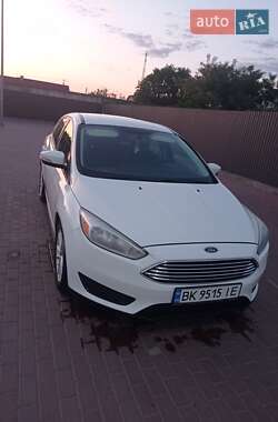 Ford Focus  2015