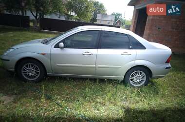 Ford Focus  2002