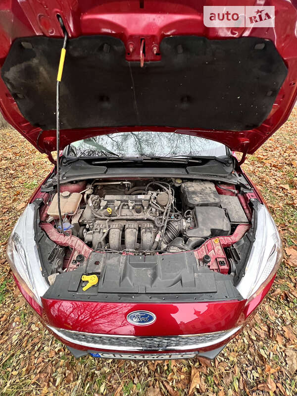 Хетчбек Ford Focus 2015 в Чернігові