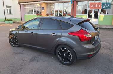 Ford Focus  2014