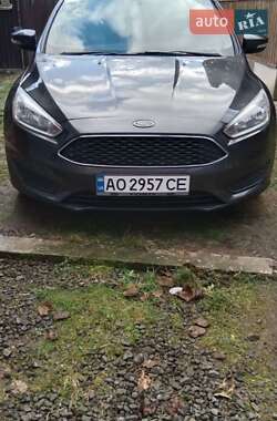 Ford Focus  2016