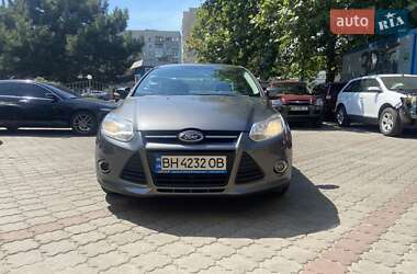 Ford Focus  2014