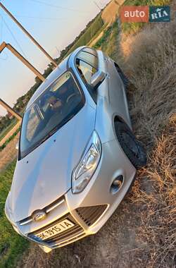 Ford Focus  2014