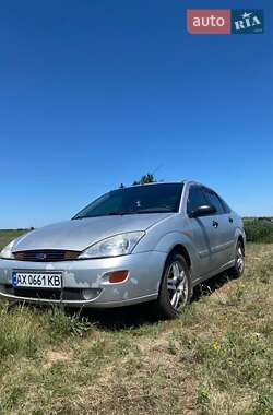 Ford Focus  2000