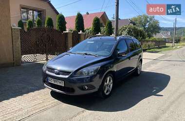 Ford Focus  2009