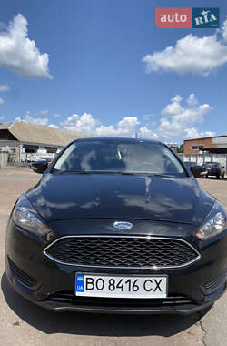 Седан Ford Focus 2014 в Десні