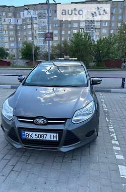 Ford Focus  2014