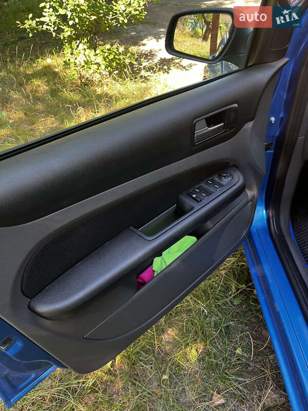 Універсал Ford Focus 2006 в Краматорську