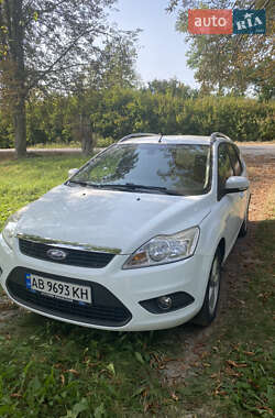 Ford Focus  2010