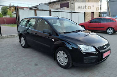 Ford Focus  2005
