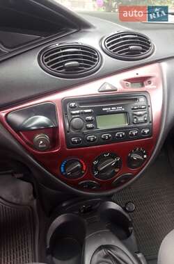 Ford Focus 2001