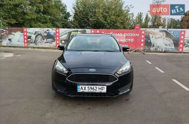 Ford Focus  2015
