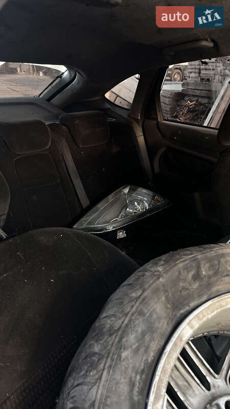 Хэтчбек Ford Focus 2005 в Вознесенске