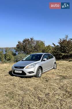 Ford Focus  2010