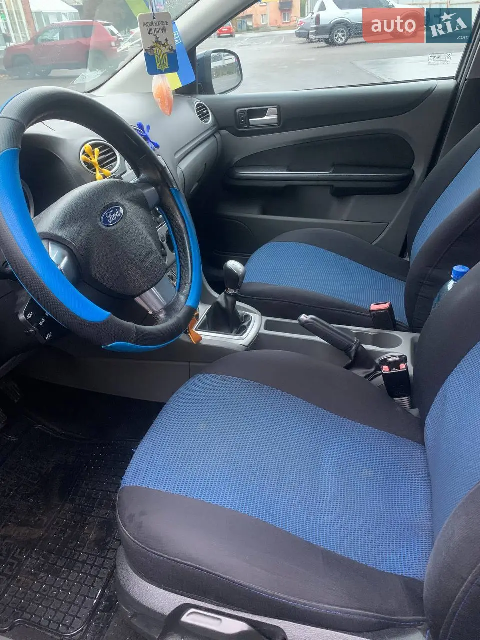 2010 Ford Focus - мініатюра 4