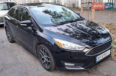 Ford Focus  2015