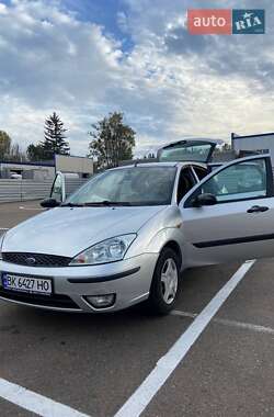Ford Focus  2003