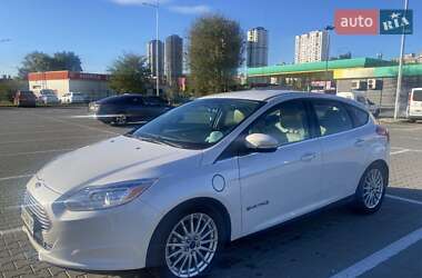 Ford Focus  2014