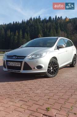 Ford Focus  2012