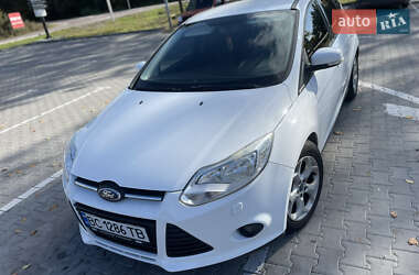 Ford Focus  2011