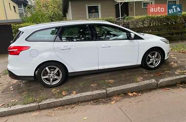 Ford Focus  2015