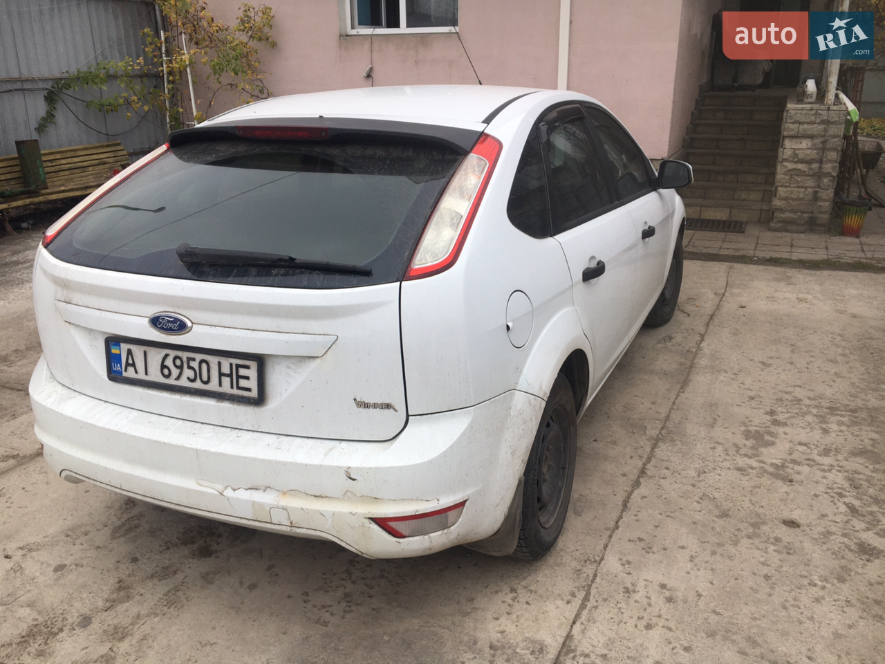 2010 Ford Focus - мініатюра 2