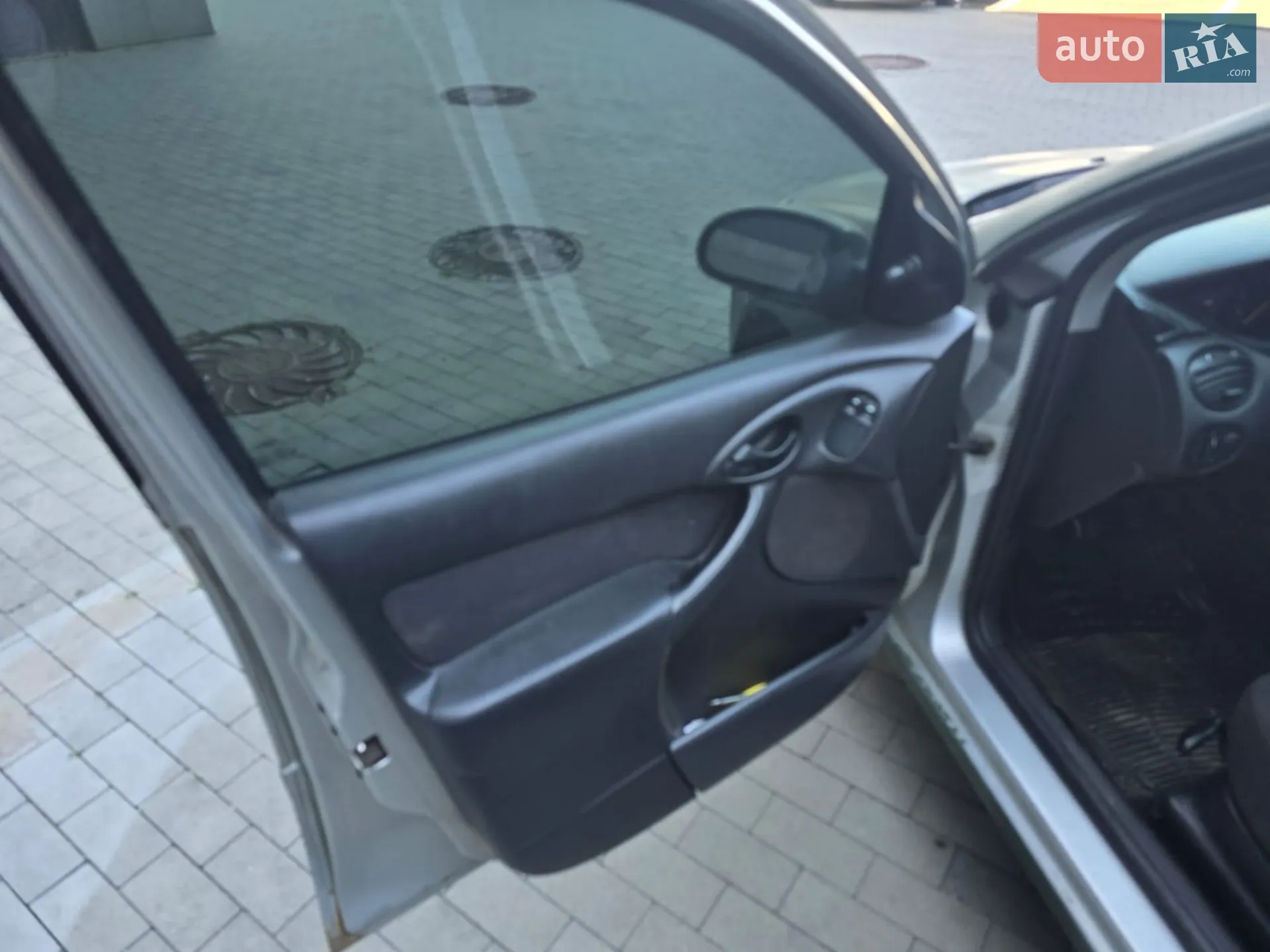 Ford Focus 2004 VIN WF0NXXWPDN4R29380 фото оголошення 13 з 69