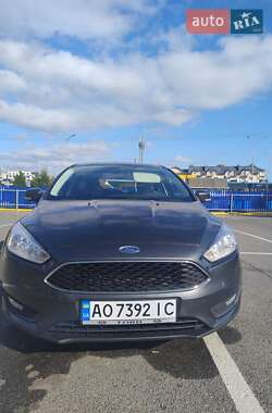 Ford Focus  2017