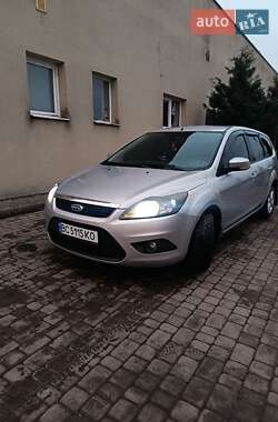 Ford Focus  2010