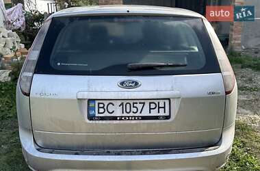 Ford Focus  2010
