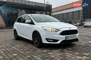 Ford Focus  2015