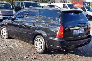 Ford Focus  2003
