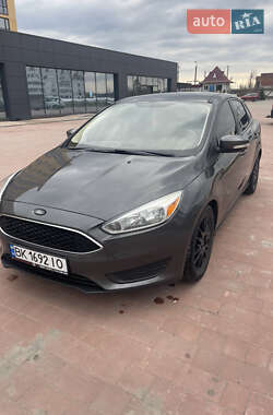 Ford Focus  2016