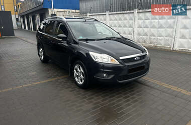 Ford Focus  2010