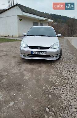 Ford Focus  2002