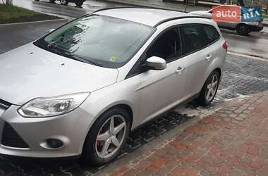 Ford Focus  2012