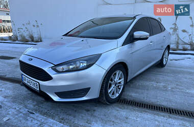Ford Focus  2015