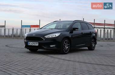 Ford Focus  2016
