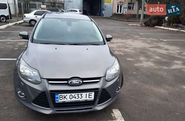 Ford Focus  2011