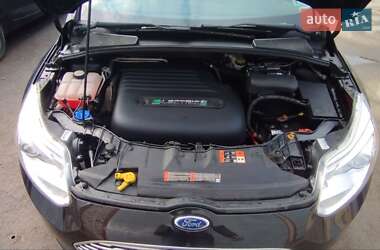 Ford Focus  2012
