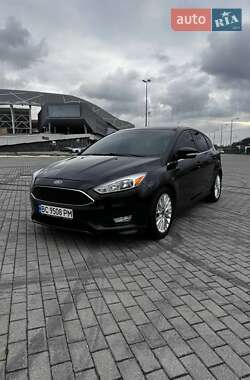 Ford Focus  2015