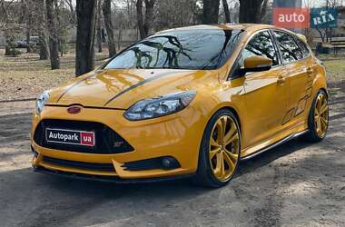 Ford Focus  2013