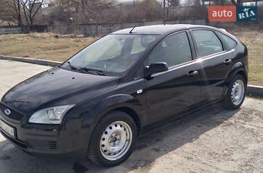 Ford Focus  2005