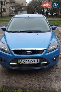 Ford Focus  2010