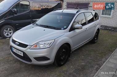 Ford Focus  2010