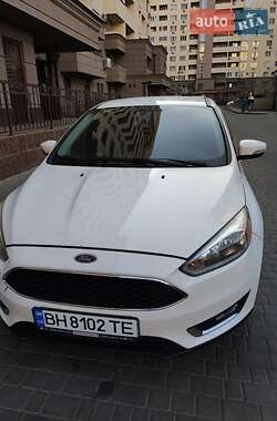 Ford Focus  2016