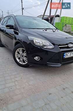 Ford Focus  2012