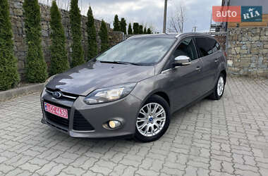 Ford Focus  2011